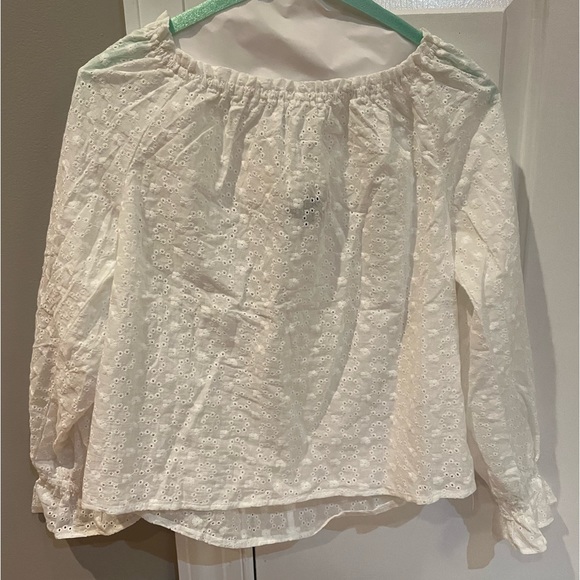 Lea & Viola Tops - NEW never worn off the shoulder white top from Lea & Viola size small